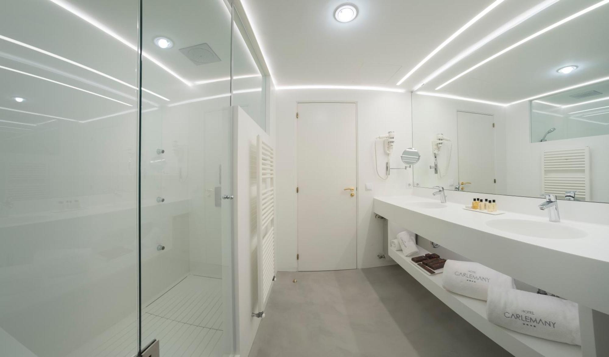 Junior Suite,1207859602:JPEG