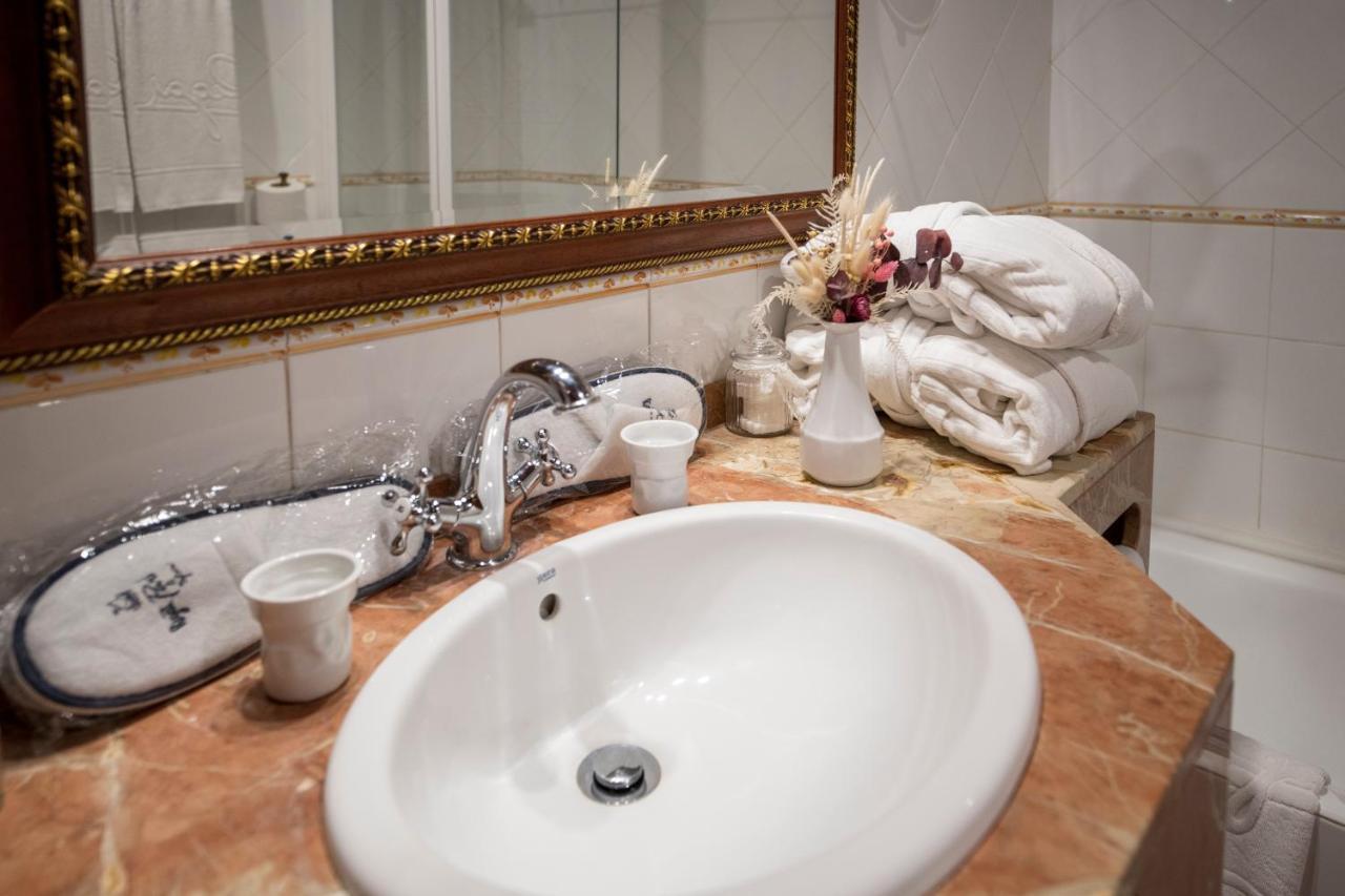 Classic Double Room with Park View and Spa Access