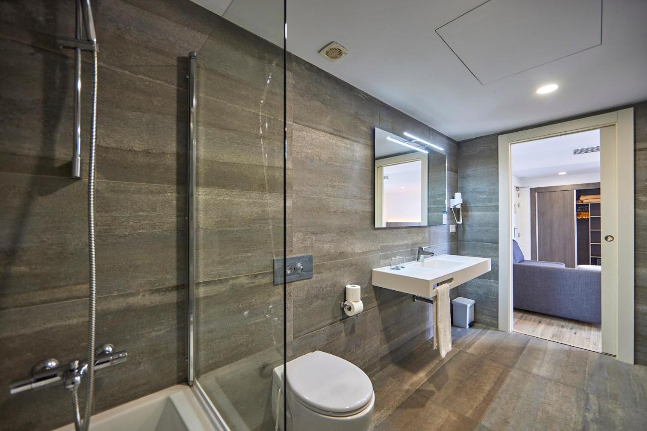 Suite with Balcony