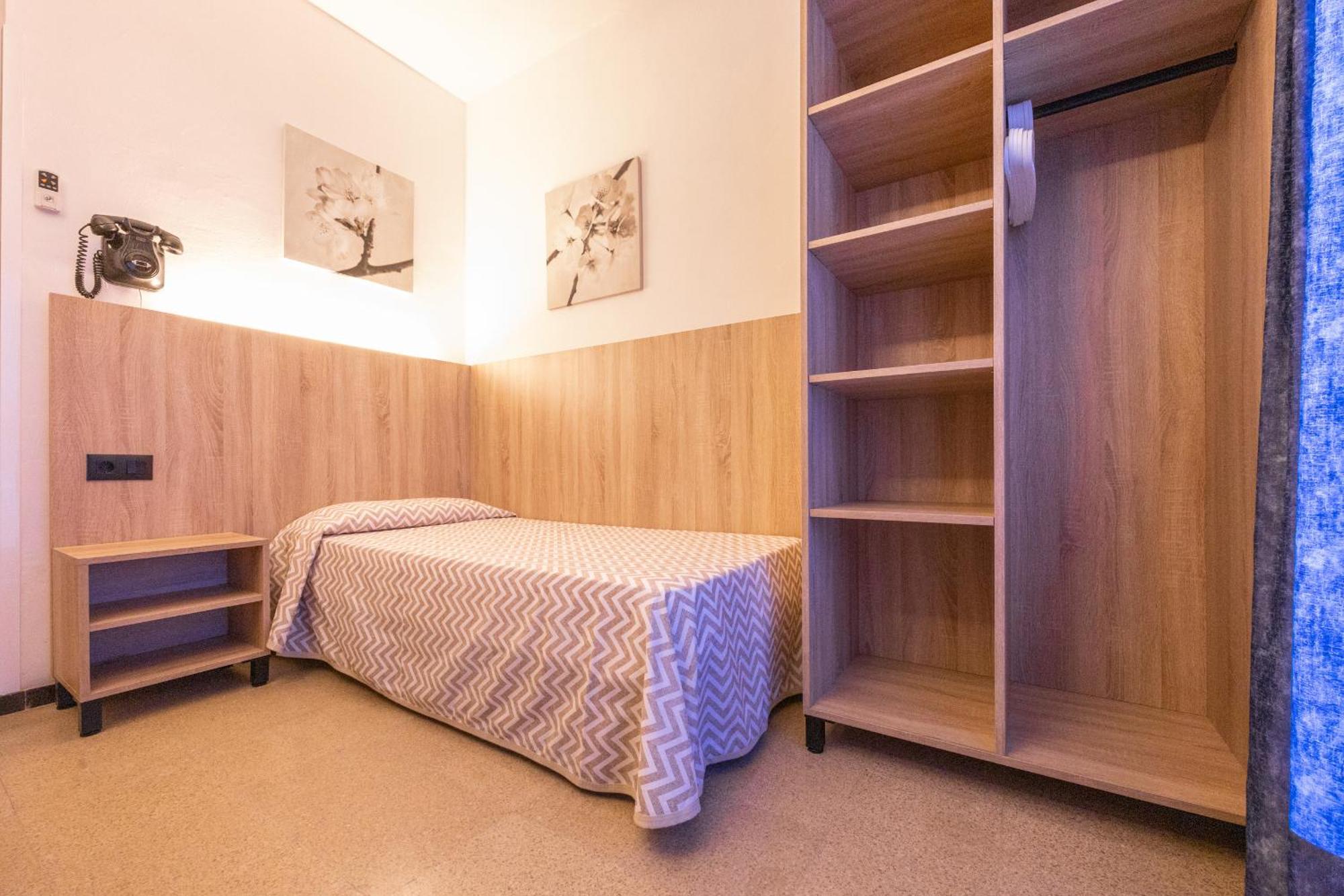 Single Room,1659465039:JPEG