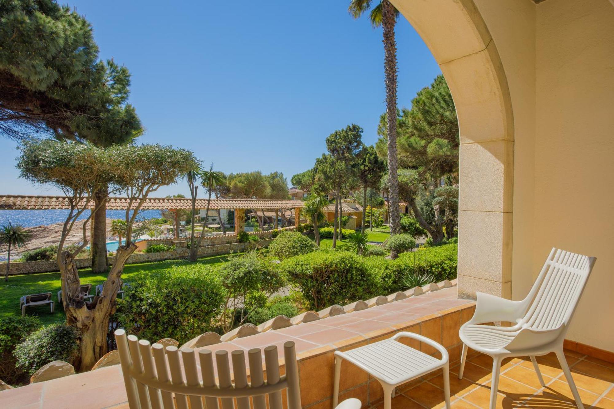 Double Room Garden View