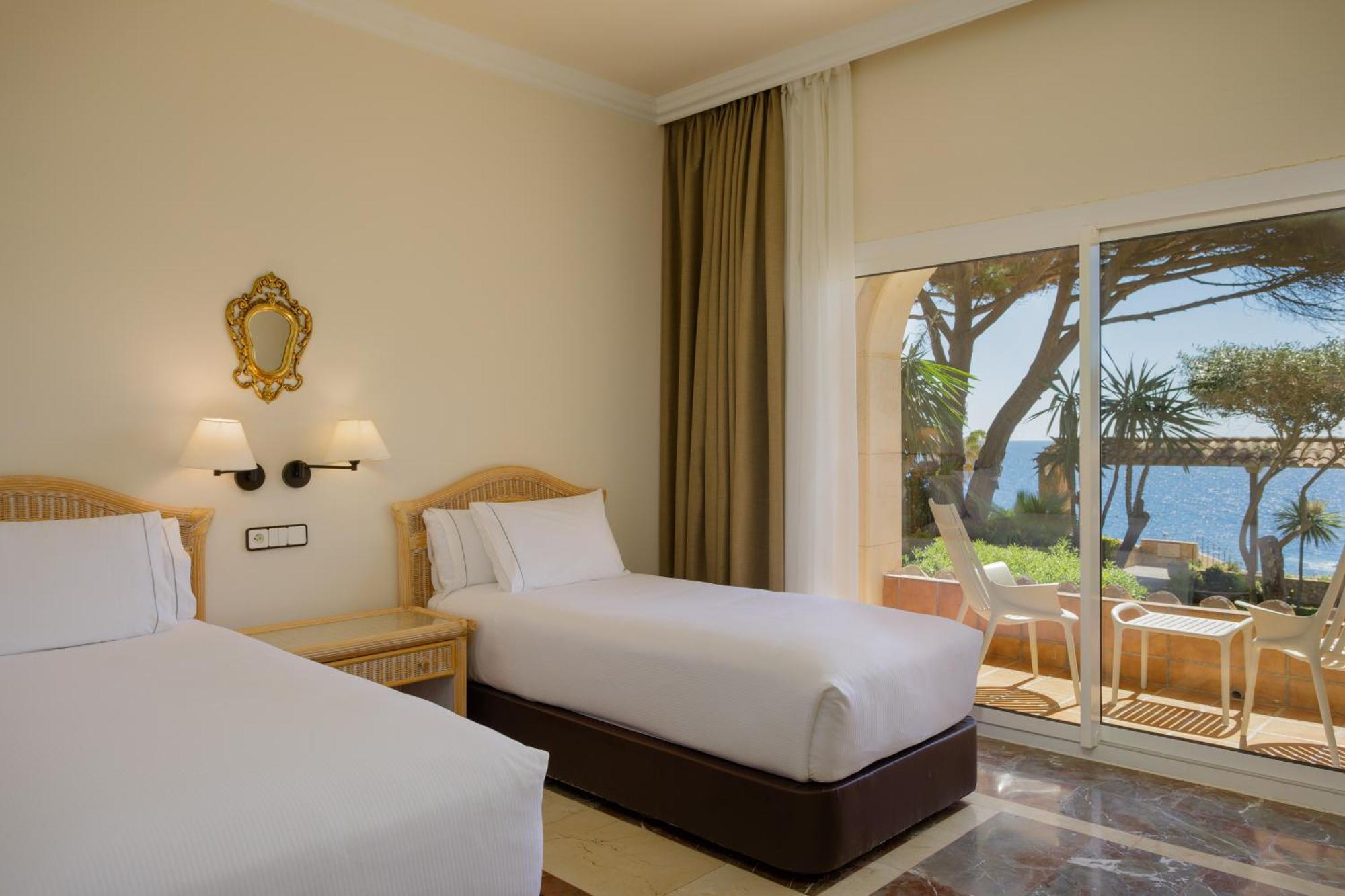 Double Room Garden View