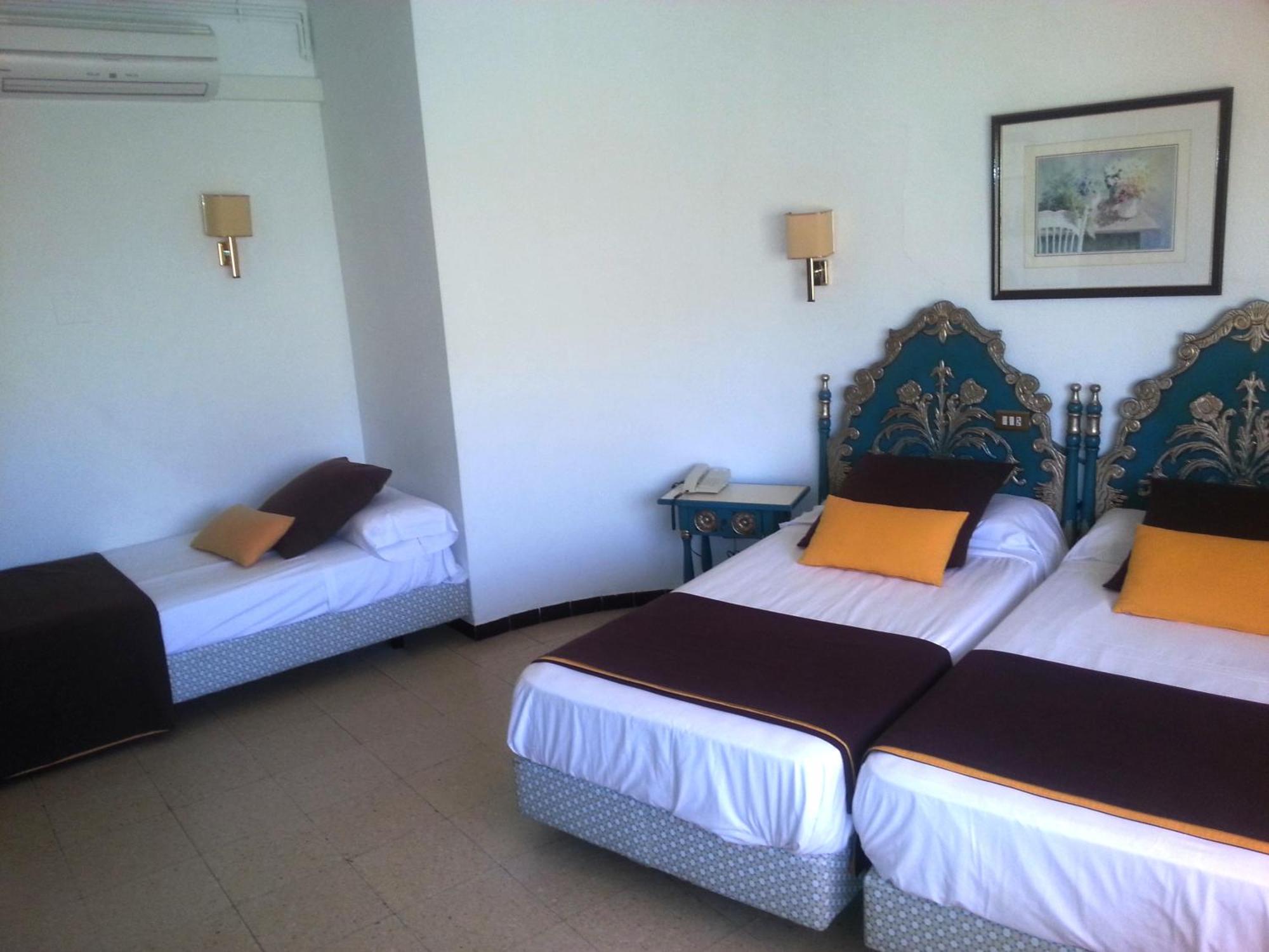 Triple Room (3 Adults),704513428:JPEG