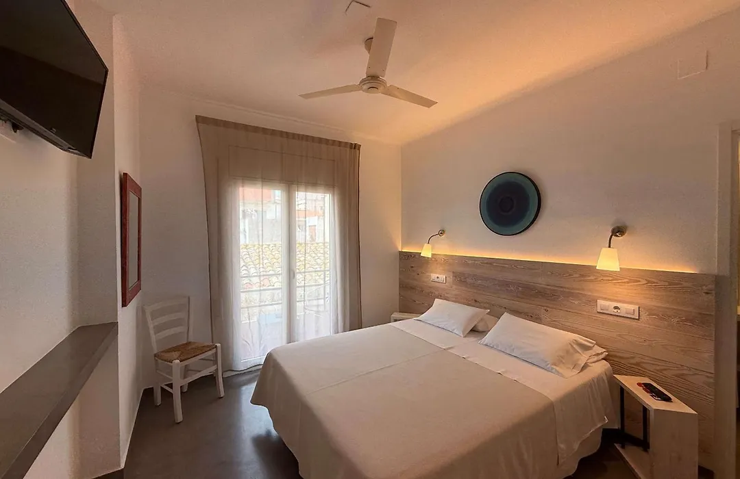 Hostal Rom Familiar-1