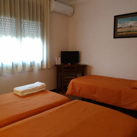 Hostal L'Esplai-3