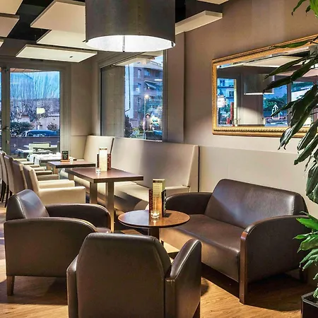 Ibis Styles Figueres Ronda-3