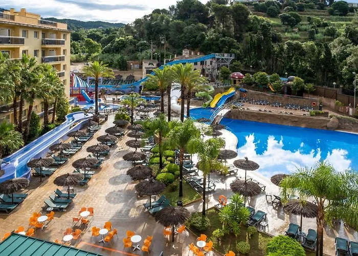 Lloret de Mar hotels near Lloret de Mar Beach