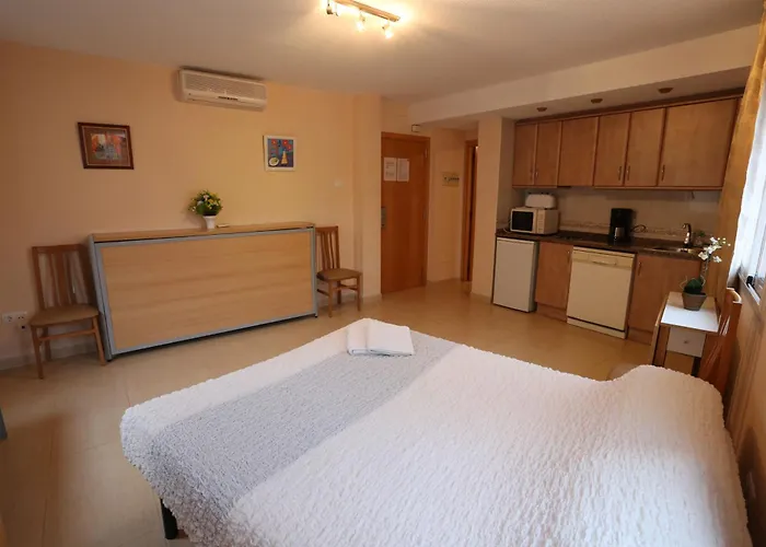 Royal Inn Aparthotel Lloret de Mar